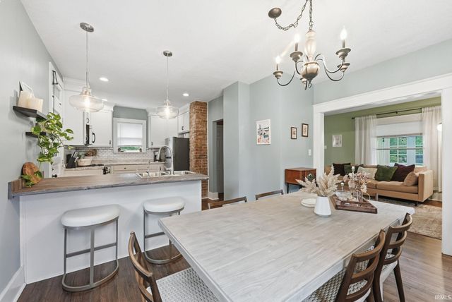1230 Elmwood Avenue, Fort Wayne, IN 46805