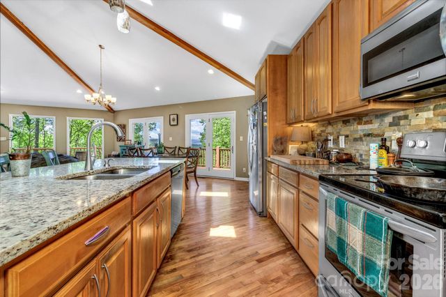 125 Winding Ridge Road, Fairview, NC 28730