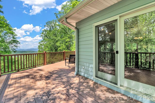 125 Winding Ridge Road, Fairview, NC 28730