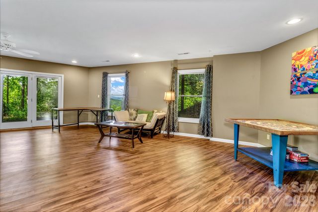125 Winding Ridge Road, Fairview, NC 28730
