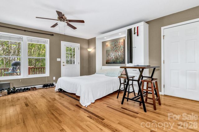 125 Winding Ridge Road, Fairview, NC 28730