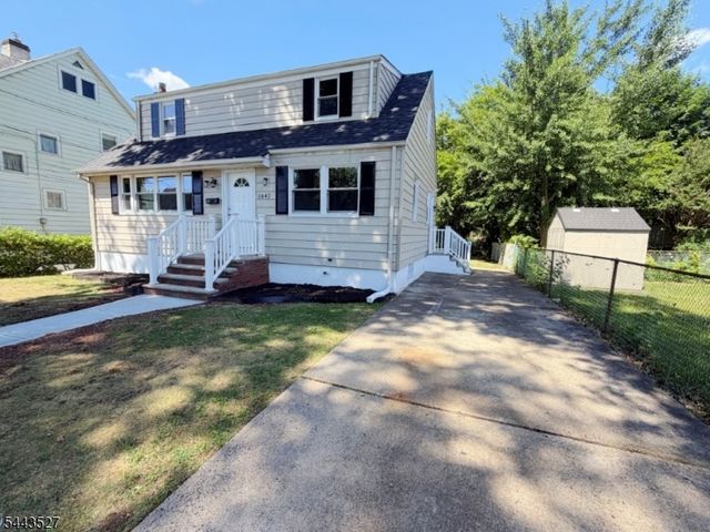 1642 Park St, Rahway City, NJ 07065
