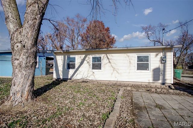 1124 Saint Michael Drive, Cahokia, IL 62206