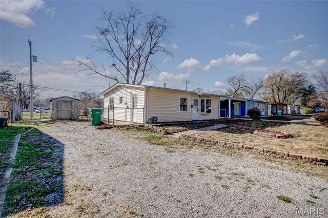 1124 Saint Michael Drive, Cahokia, IL 62206