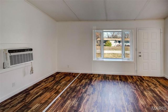 1124 Saint Michael Drive, Cahokia, IL 62206