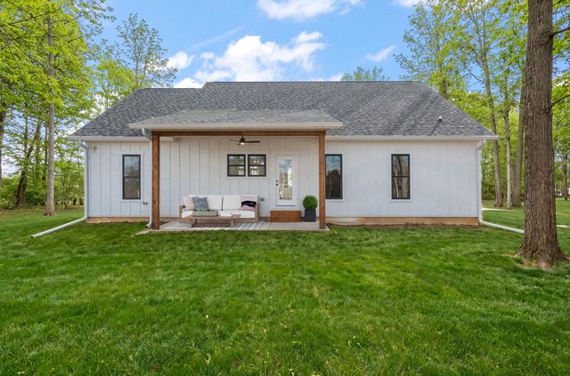 3574 S Maple Lane Court, La Porte, IN 46350