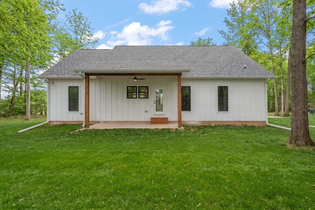 3574 S Maple Lane Court, La Porte, IN 46350