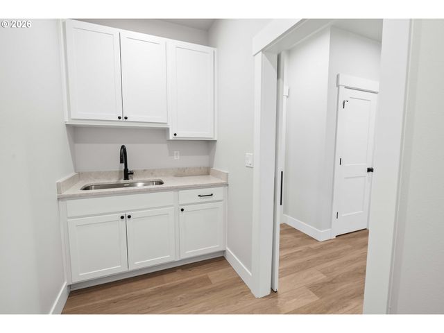 2200 Se TIMBER COUNTRY Dr, Warrenton, OR 97146