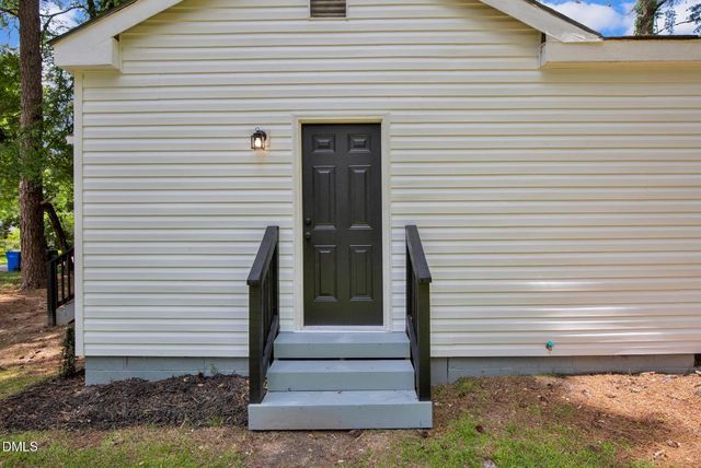 5112 Cannon Street, Fayetteville, NC 28303