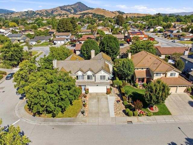 379 Via Navona, Morgan Hill, CA 95037