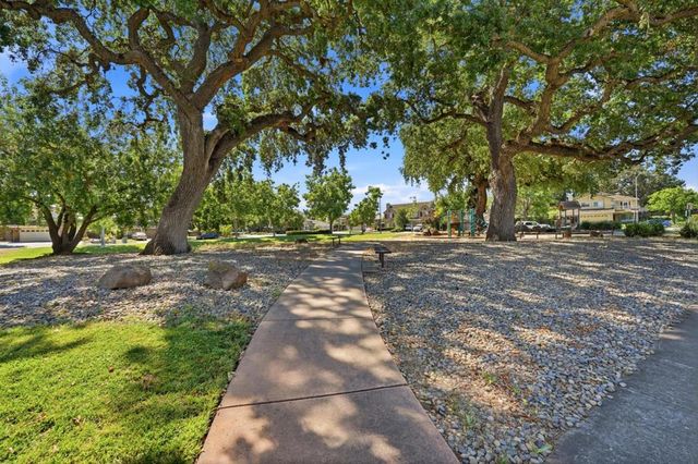 379 Via Navona, Morgan Hill, CA 95037