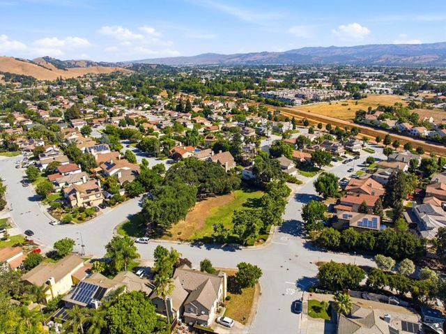 379 Via Navona, Morgan Hill, CA 95037