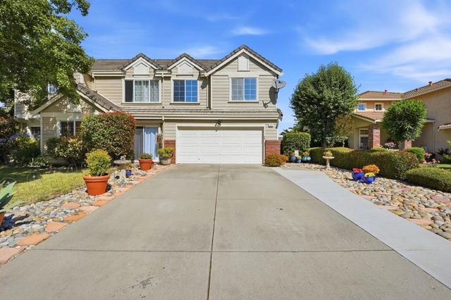 379 Via Navona, Morgan Hill, CA 95037