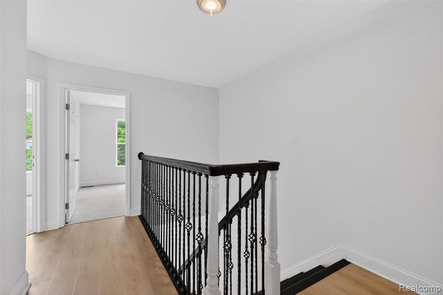 3457 Ashburnam, Ann Arbor, MI 48105