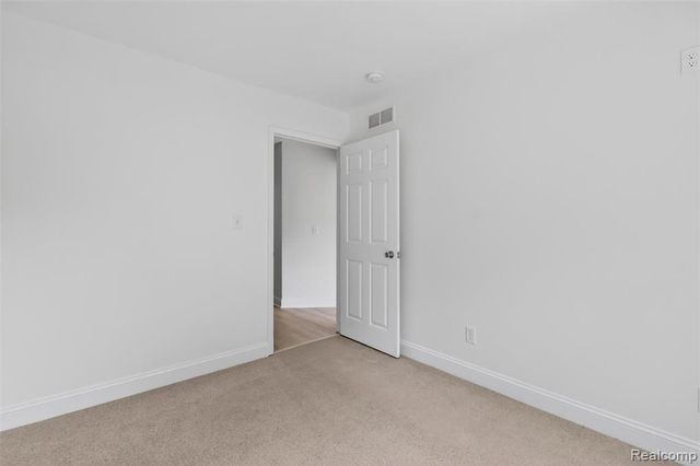 3457 Ashburnam, Ann Arbor, MI 48105