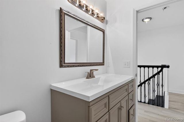 3457 Ashburnam, Ann Arbor, MI 48105