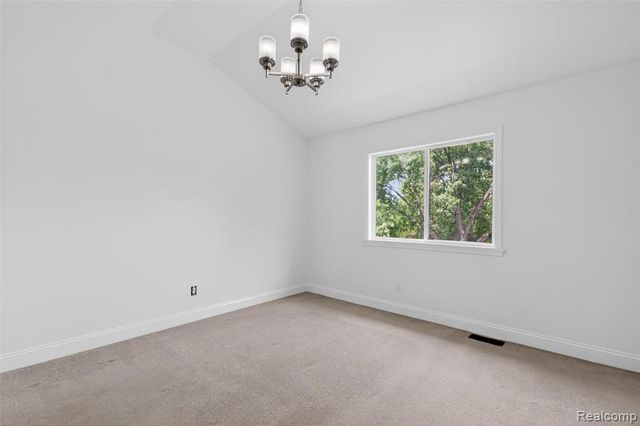 3457 Ashburnam, Ann Arbor, MI 48105
