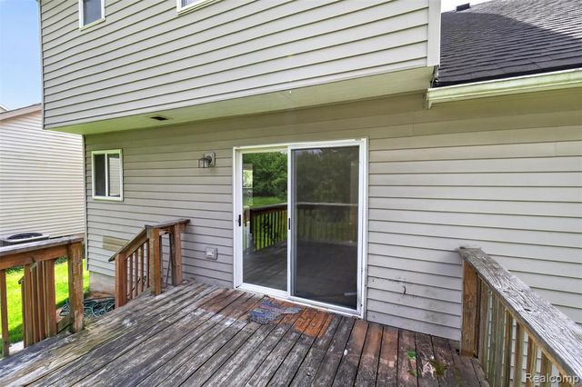 3457 Ashburnam, Ann Arbor, MI 48105