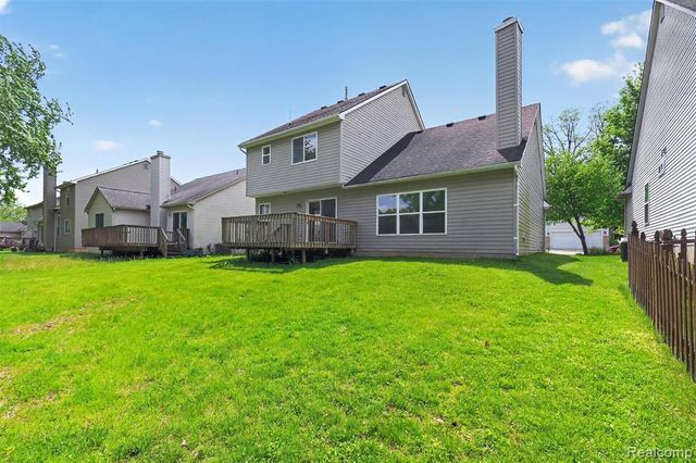3457 Ashburnam, Ann Arbor, MI 48105