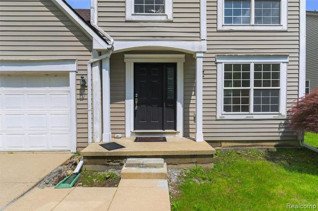 3457 Ashburnam, Ann Arbor, MI 48105