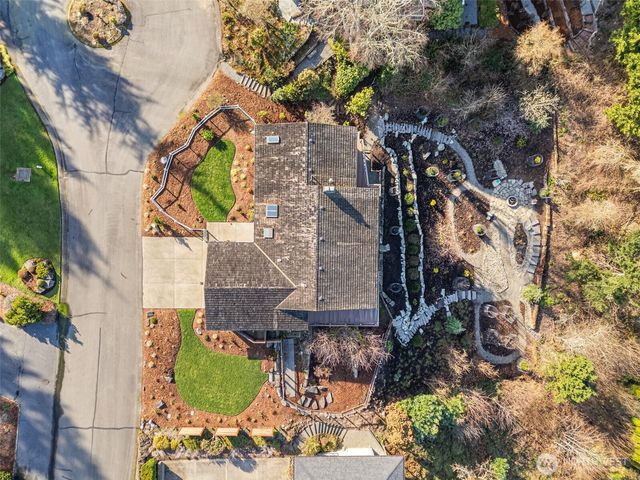 2222 Old Port Court NW, Olympia, WA 98502