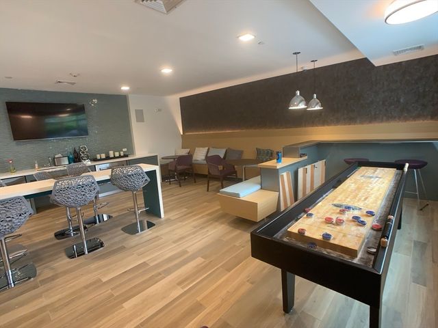180 Telford St 213, Boston, MA 02135