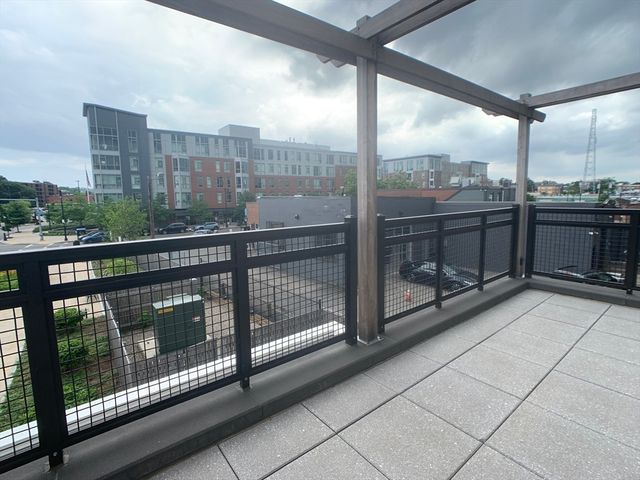 180 Telford St 213, Boston, MA 02135