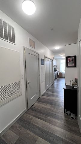 180 Telford St 213, Boston, MA 02135