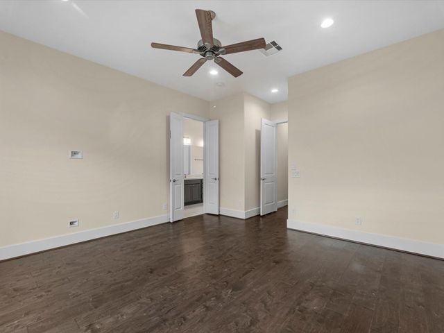 55 Red Harper Drive, Spring, TX 77389