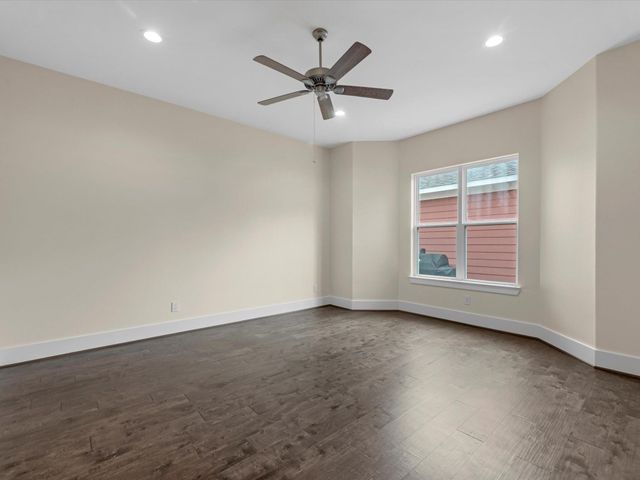 55 Red Harper Drive, Spring, TX 77389