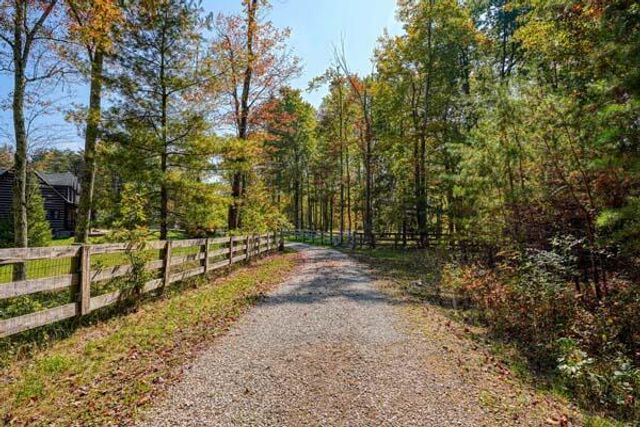 16740 Skinner Road, Logan, OH 43138