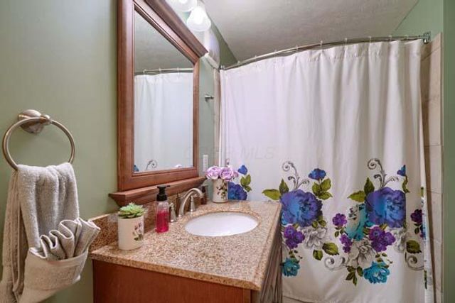 16740 Skinner Road, Logan, OH 43138