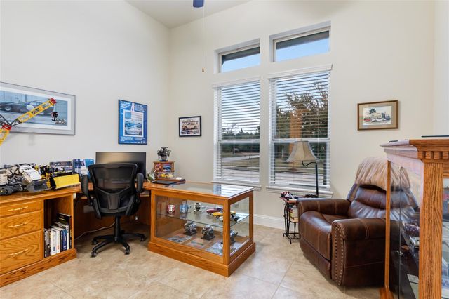 5827 Banfield Canyon Lane, Houston, TX 77365