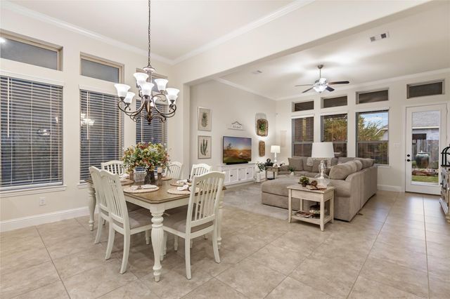 5827 Banfield Canyon Lane, Houston, TX 77365