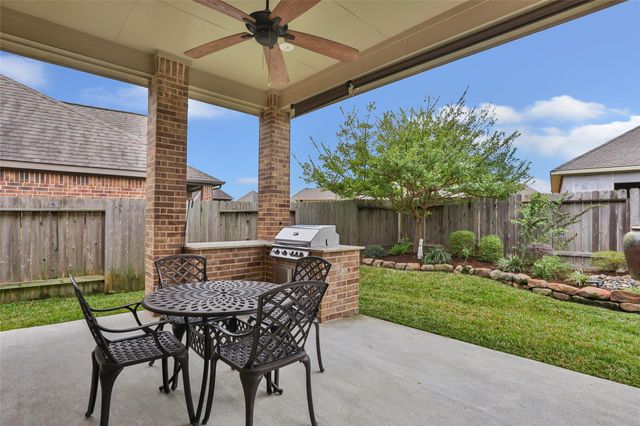 5827 Banfield Canyon Lane, Houston, TX 77365