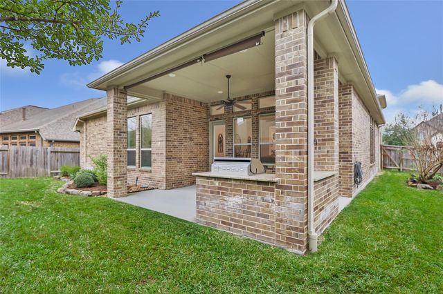 5827 Banfield Canyon Lane, Houston, TX 77365