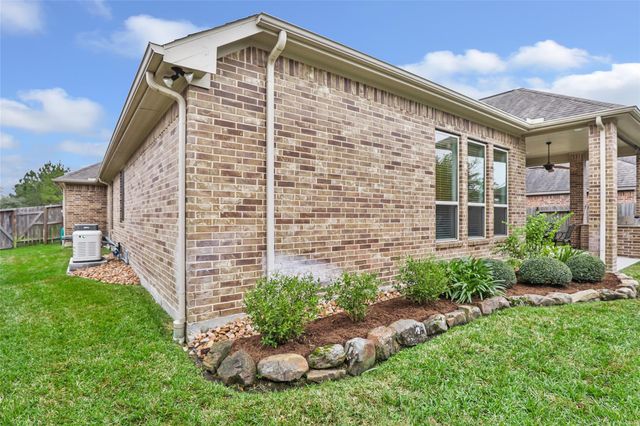 5827 Banfield Canyon Lane, Houston, TX 77365