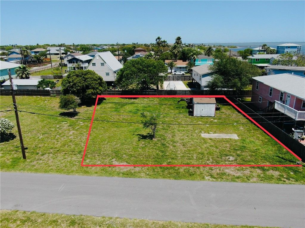 122 Riviera Dr, Corpus Christi, TX 78418 — photo 2