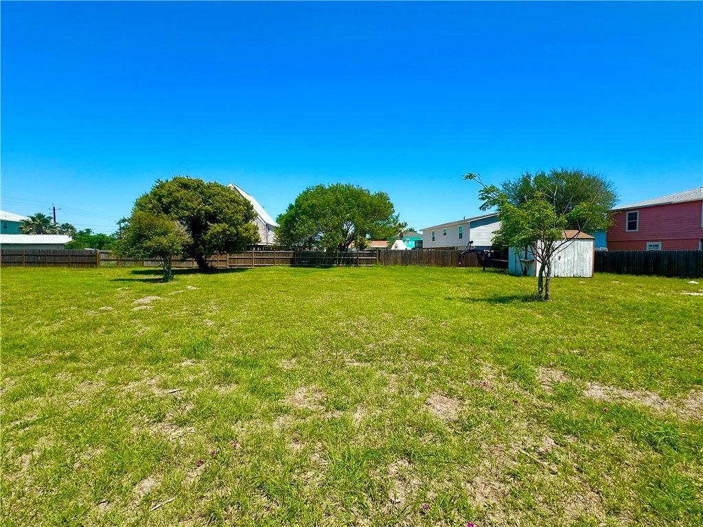 122 Riviera Dr, Corpus Christi, TX 78418 — photo 3