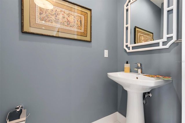 111 S PINEAPPLE AVENUE 719, Sarasota, FL 34236