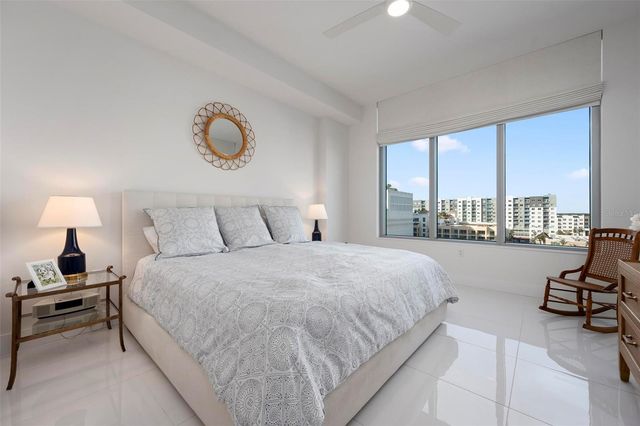 111 S PINEAPPLE AVENUE 719, Sarasota, FL 34236