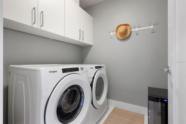 111 S PINEAPPLE AVENUE 719, Sarasota, FL 34236