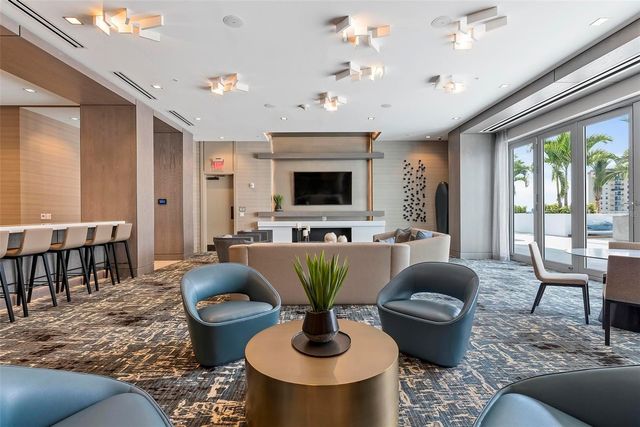 111 S PINEAPPLE AVENUE 719, Sarasota, FL 34236