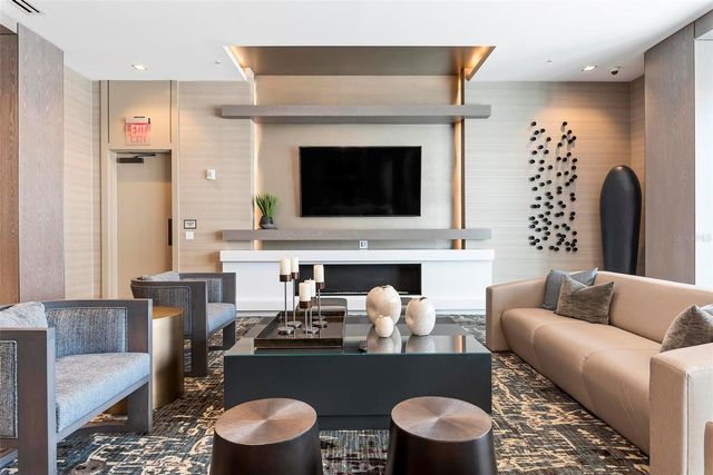 111 S PINEAPPLE AVENUE 719, Sarasota, FL 34236