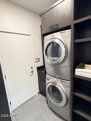 8989 N GAINEY CENTER Drive 133, Scottsdale, AZ 85258