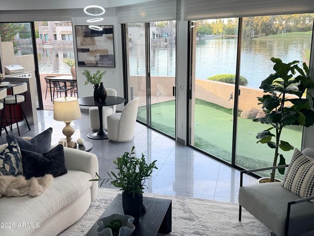 8989 N GAINEY CENTER Drive 133, Scottsdale, AZ 85258