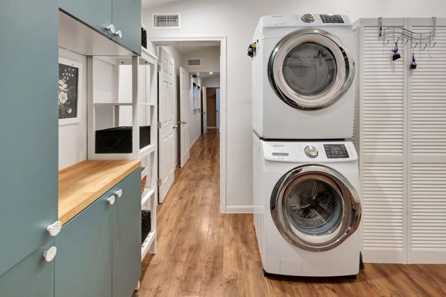 413 Private Road 1051, Hallettsville, TX 77964