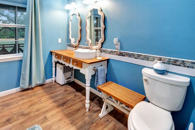 413 Private Road 1051, Hallettsville, TX 77964