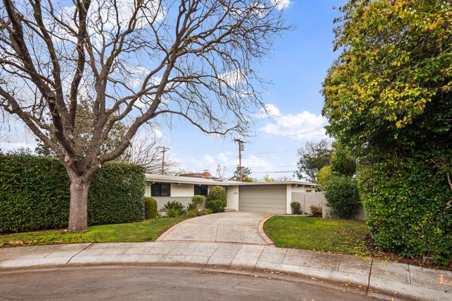 3866 Corina Way, Palo Alto, CA 94303