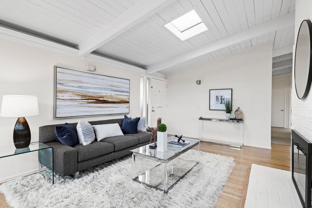 3866 Corina Way, Palo Alto, CA 94303